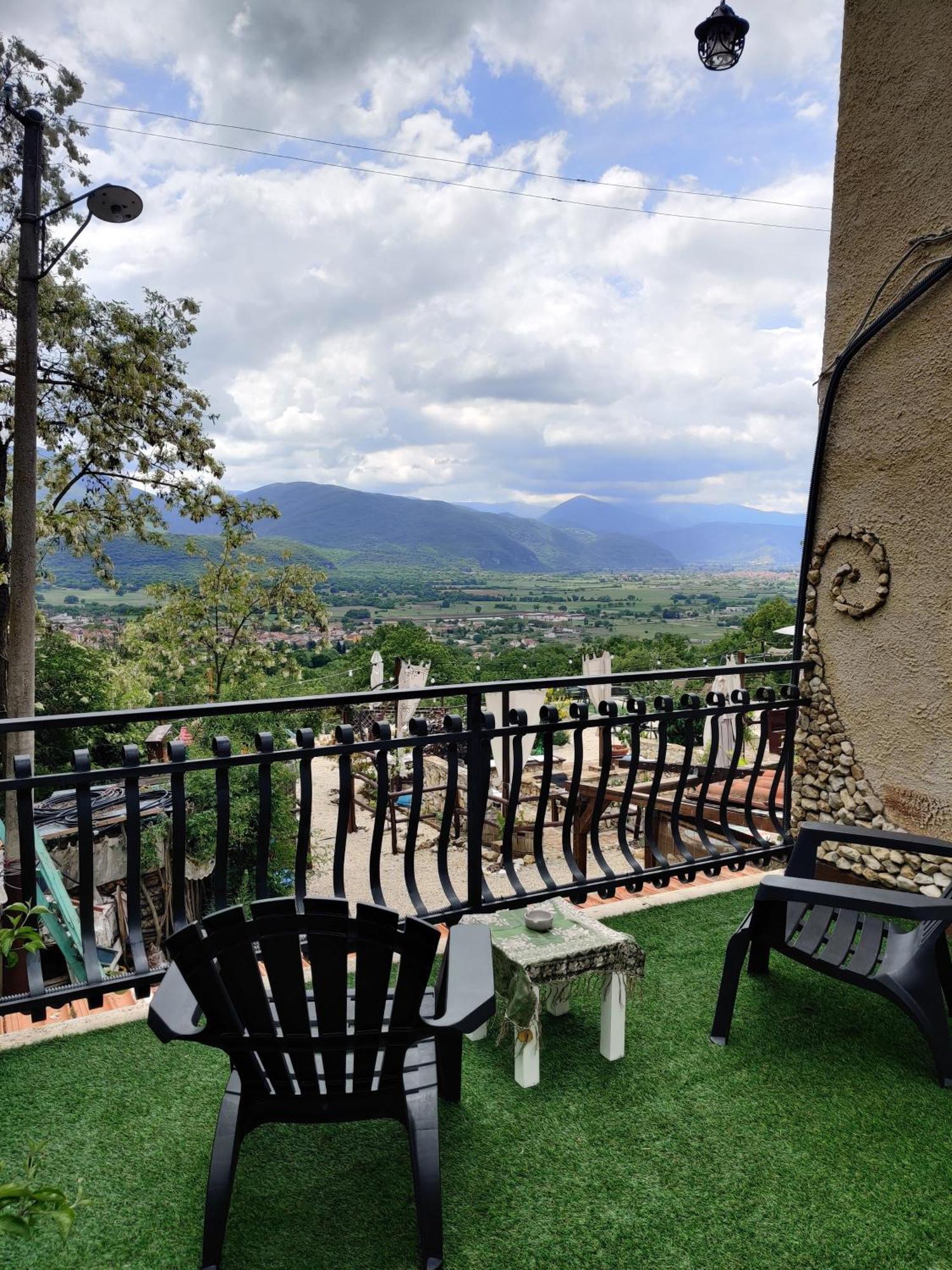 B&B Le Grette Gioia Dei Marsi Exterior photo