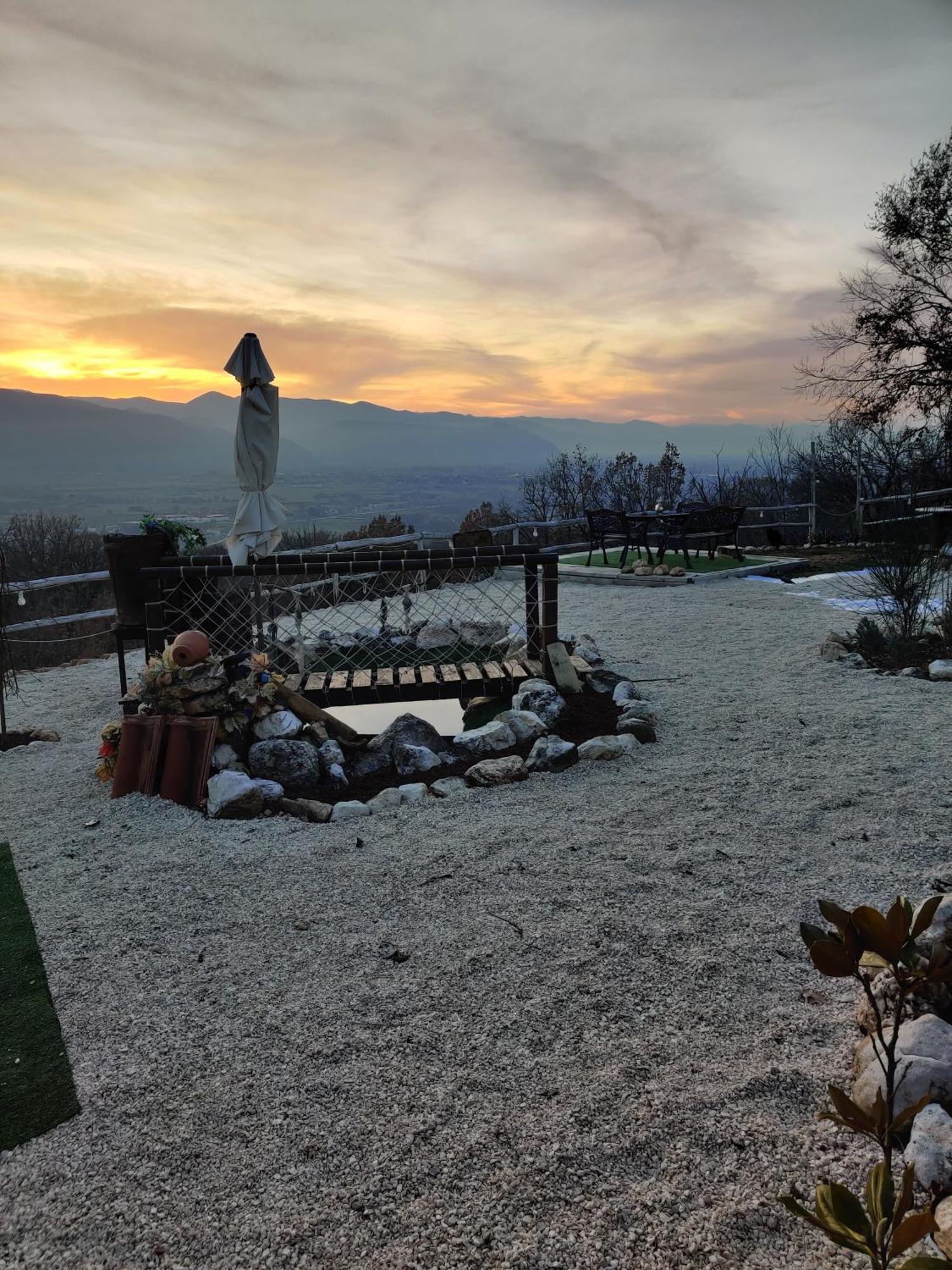 B&B Le Grette Gioia Dei Marsi Exterior photo